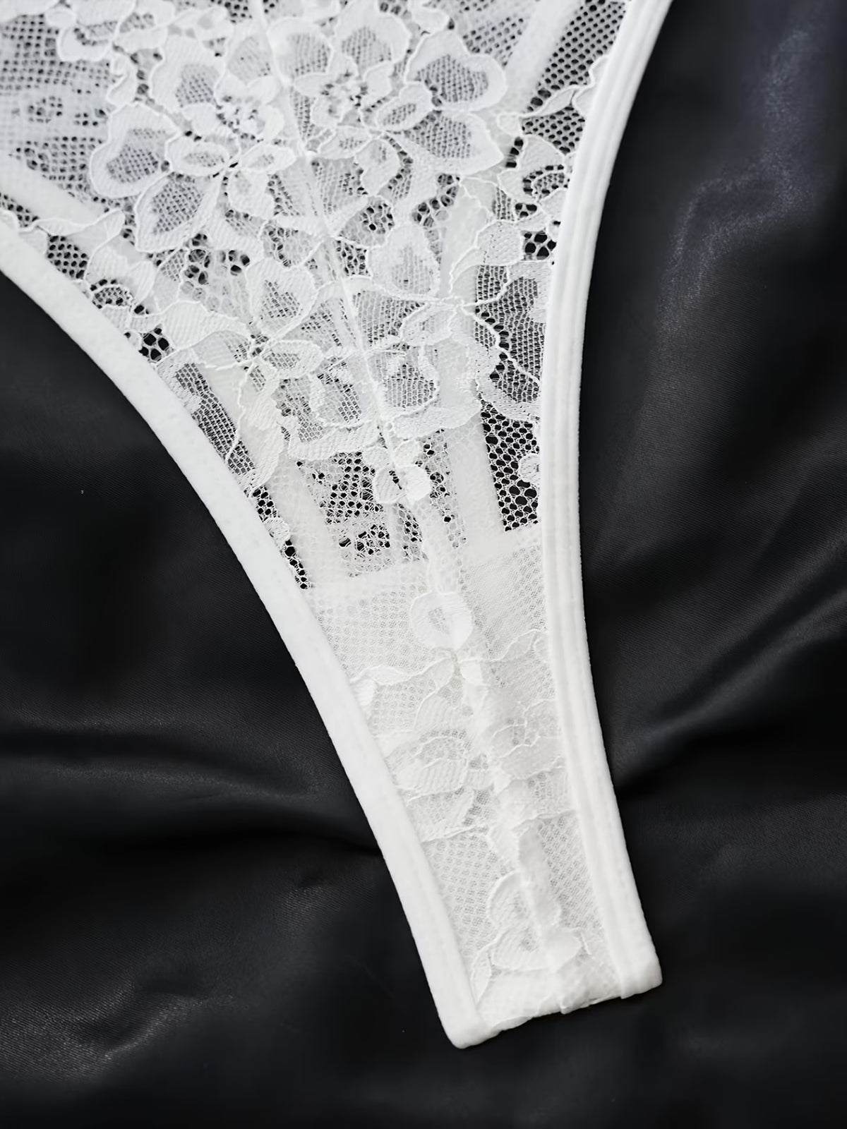 Fétiche Divine Lace Bodysuit - HIGHSTREET.CO.ZA