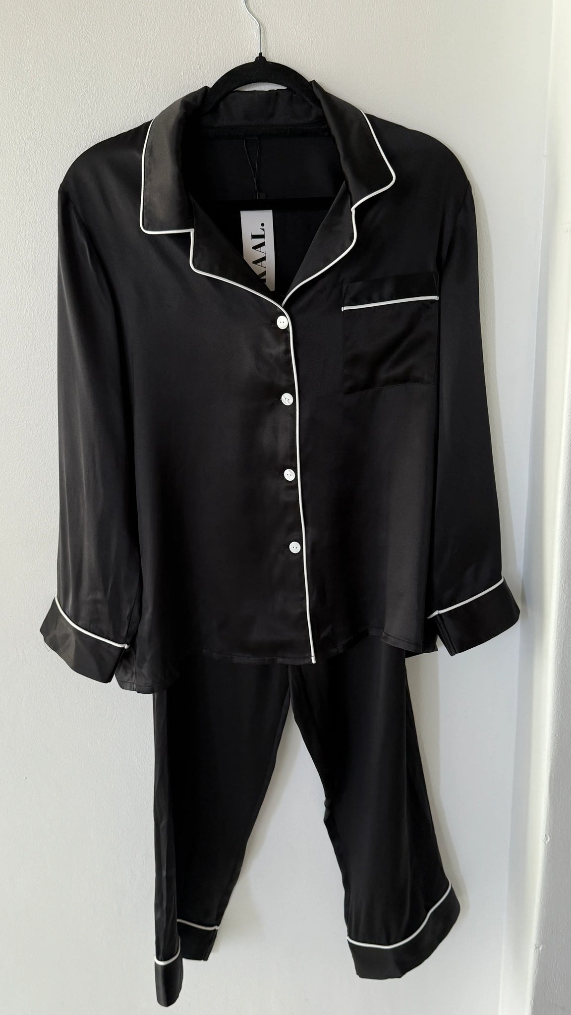 KAAL Luxurious Pure Silk Pajamas