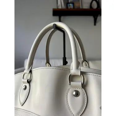Louis Vuitton Epi Passy Leather Handbag (Pre-Loved)