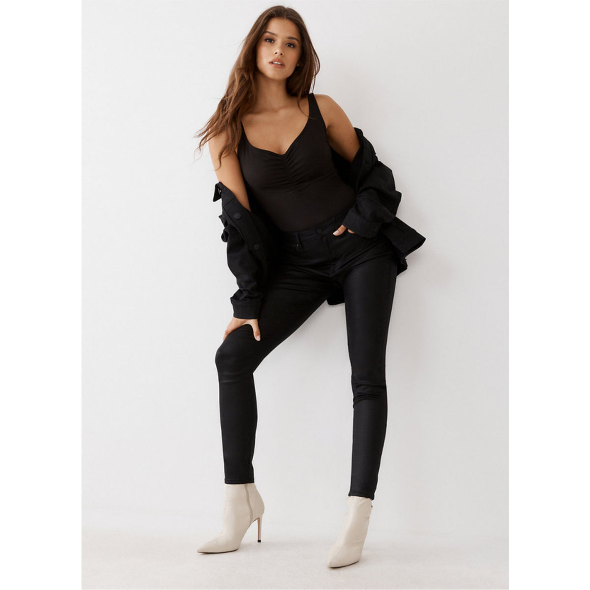 True Religion Jennie High Rise Curvy Skinny Jeans - Black - HIGHSTREET.CO.ZA